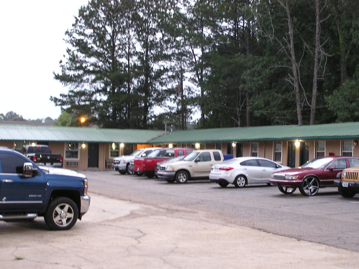 American Inn Motel Many Экстерьер фото